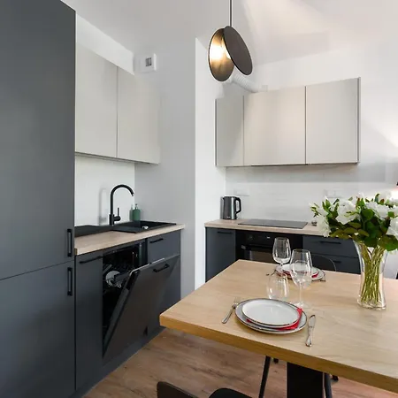 Bukowska 18 With Balcony Mtp By Renters * Poznań