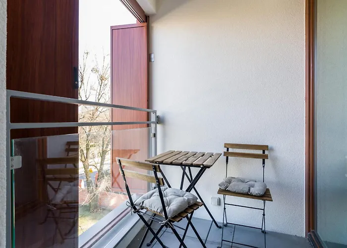 Apartment Bukowska 18 With Balcony Mtp By Renters